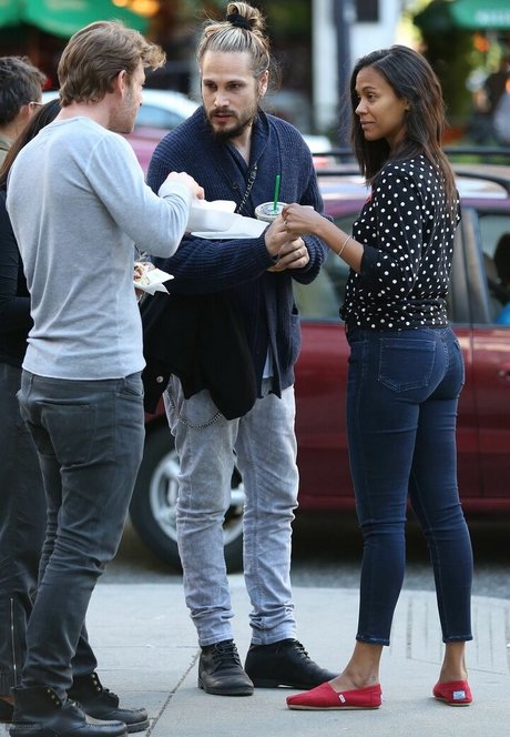 Zoe Saldana pornstar beautiful galleries