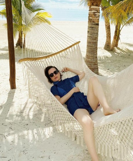 Zoe Lister Jones star xxx pictures