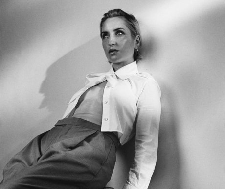 Zoe Lister Jones star pornographic images