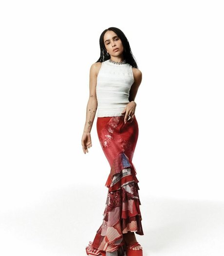 Zoe Kravitz pornstar gallery