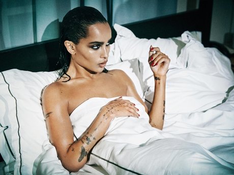 Zoe Kravitz sex pornstar photos