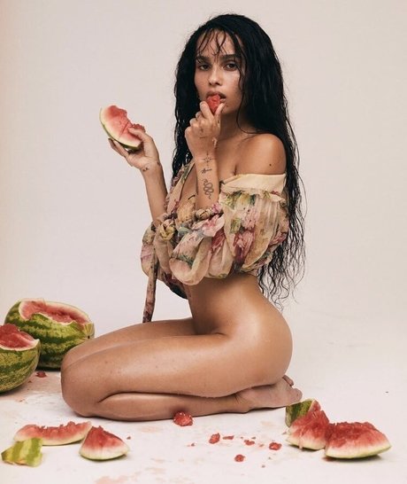 Zoe Kravitz pornstar nudes img