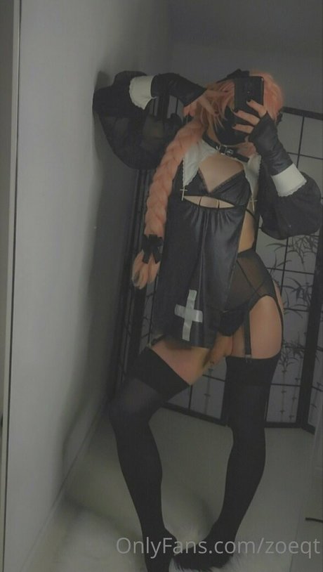 zoeqtxx pornstar perfect archive