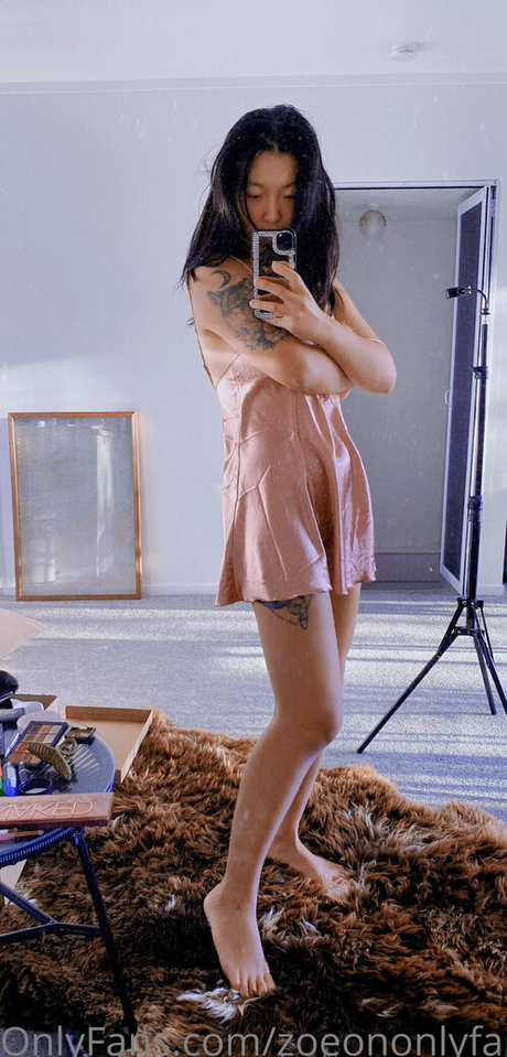 zoeononlyfans nice star gallery