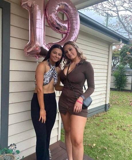 Zoe H star nice photos