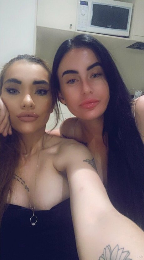 zoee12 pornstar nude pics