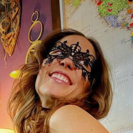 Zoe Day perfect model pictures