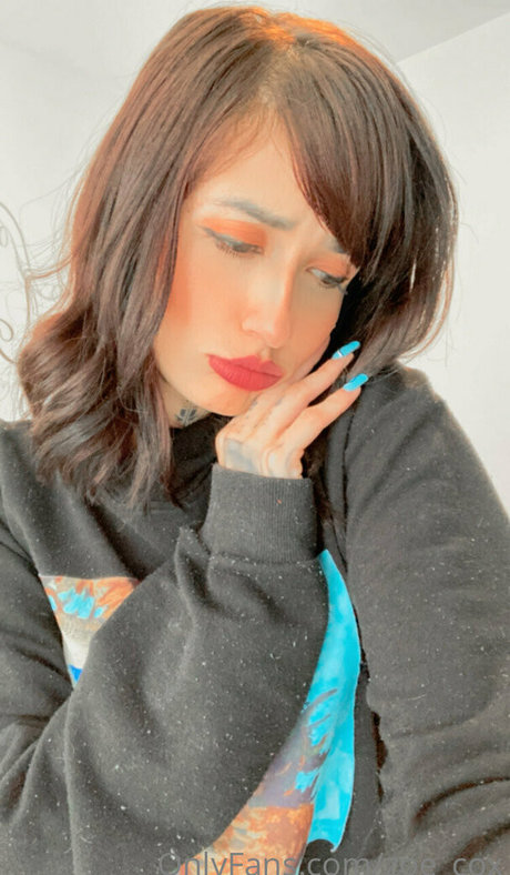 zoe cox exclusive pornstar image