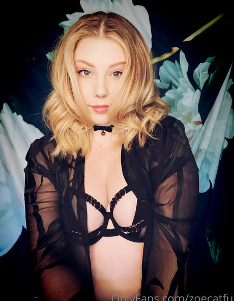 ZoeCatfu nice pornstar pics