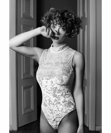 Zoe Camille model gallery