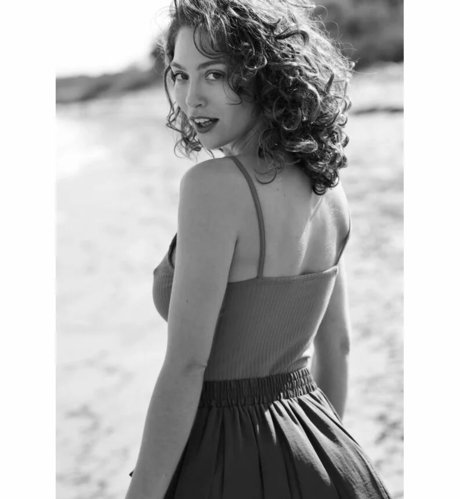 Zoe Camille model adult pictures