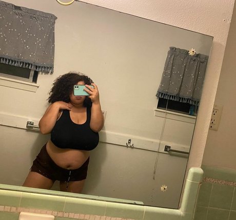 Kweenbailey23 nudes pornstar gallery