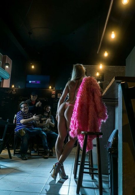 Aline Hirth naked actress picture