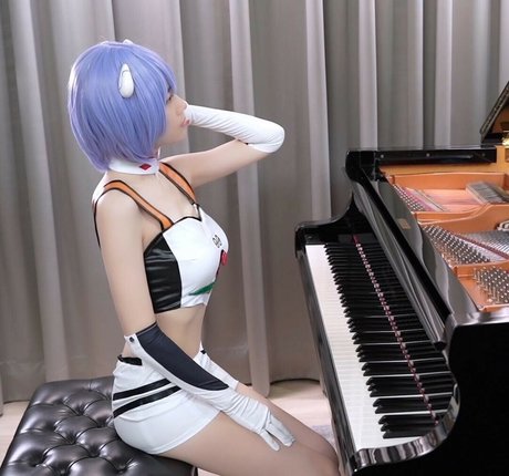 Rus Piano model nudes photo