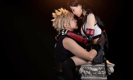 Rus Piano model sexy image