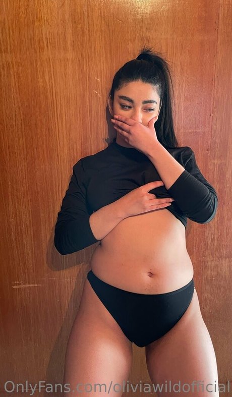 oliviawildofficial star pics
