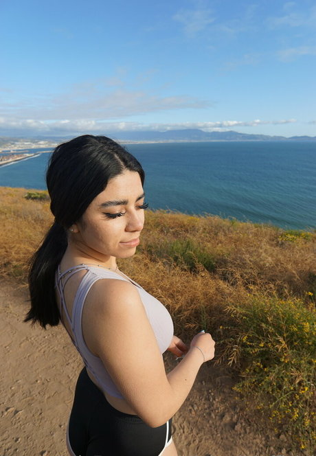 oliviawildofficial star pretty image