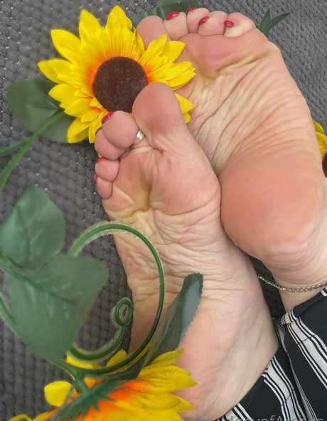 JoeyofArches model erotic galleries