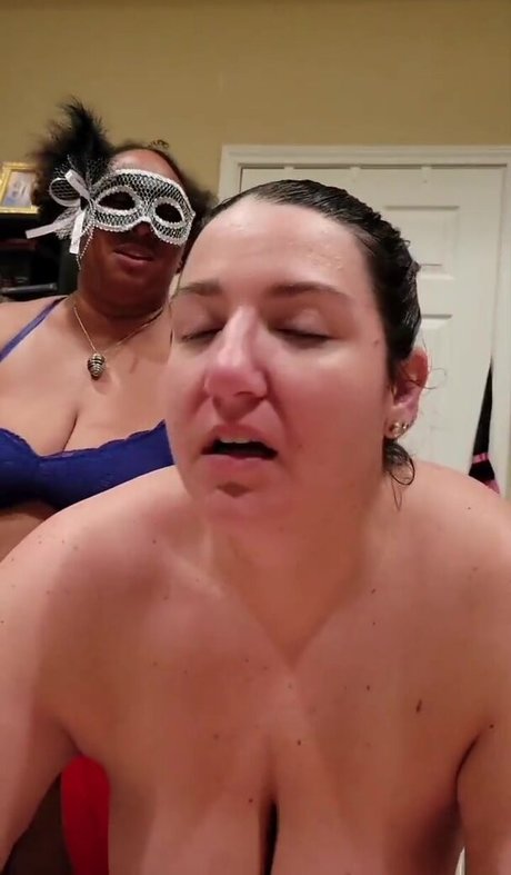 Witchy Marlaina top pornstar photo