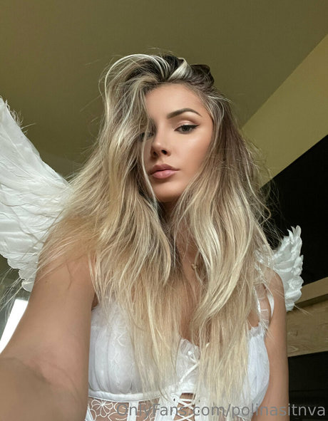 Polina Sitnova hot pornstar image