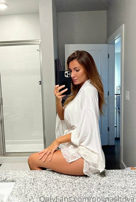 Polina Sitnova hot model photos