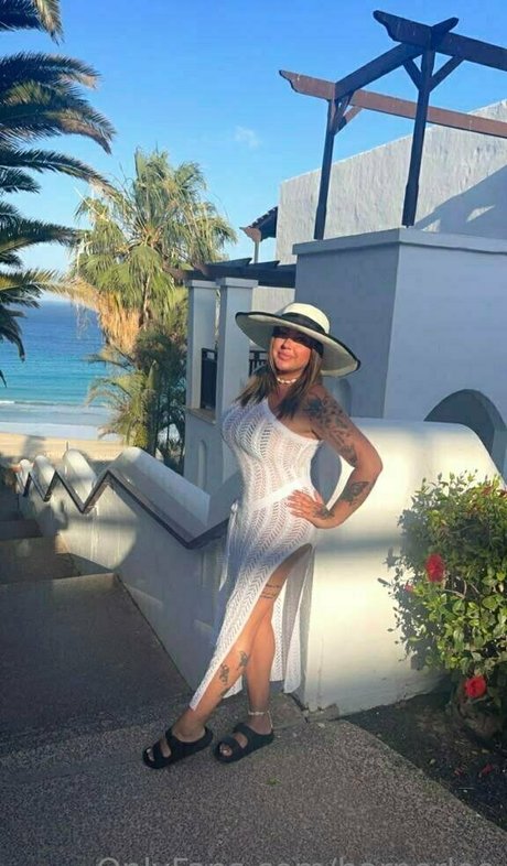 harperlee model beautiful images