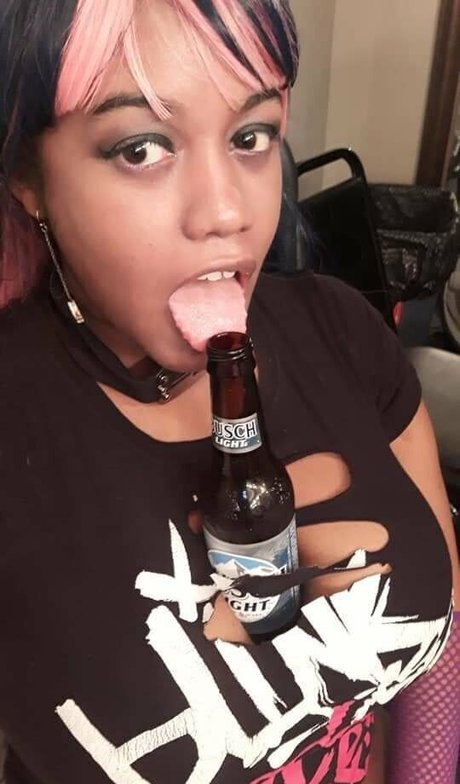 farrismaiden pretty actress photos