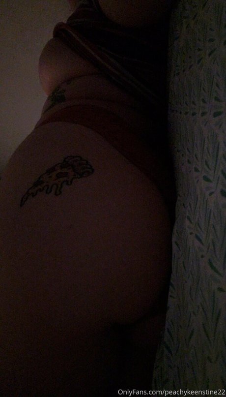 peachykeenstine22 star exclusive pictures