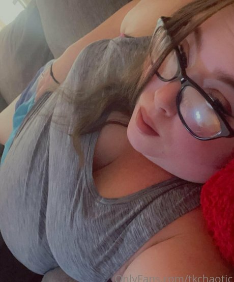 tkchaotic nude pornstar gallery