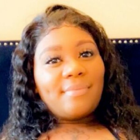 sluttydimplesxo_ star naked picture