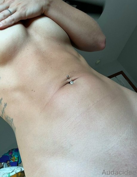 audacidee model nude pictures