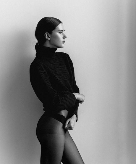 Tasya Key porn model gallery