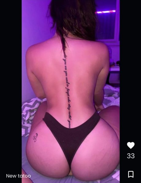 LouMrcsl best model photo