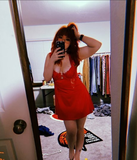 Koolysmiley naked model photo