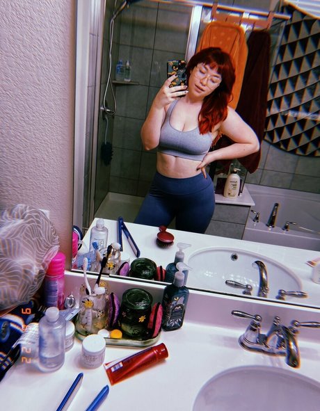 Koolysmiley pornstar pics