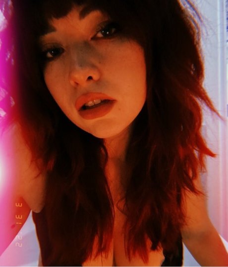 Koolysmiley model nude pics