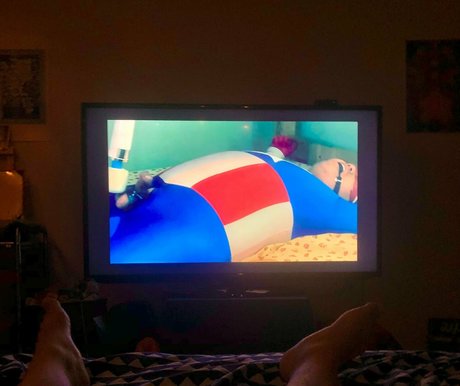 super heroix pretty model pics