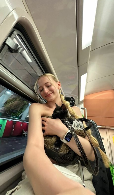 Sophia Diamond model top pics