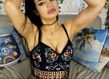 Gitana Adelle model naked photos