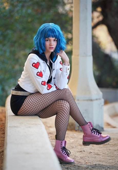 Mina Kess pretty pornstar galleries