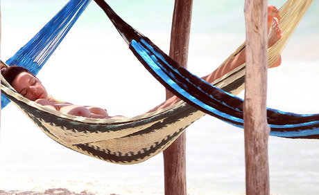 Kelly Brook pornstar naked gallery