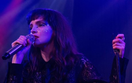 Lauren Mayberry pornographic model photos