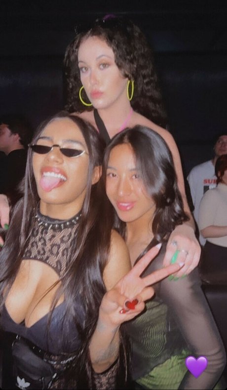 Noheli_ art star image