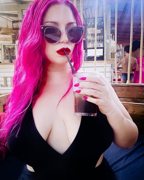 Red Lilium sex pornstar img