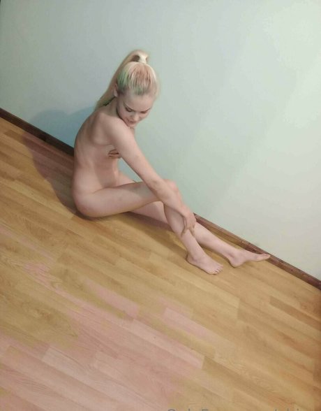 Annika Kuklase nudes model photo