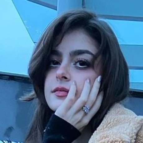 beautiful onlyfans top pic