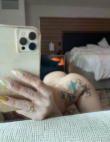 Ddiamondprincess model nude picture