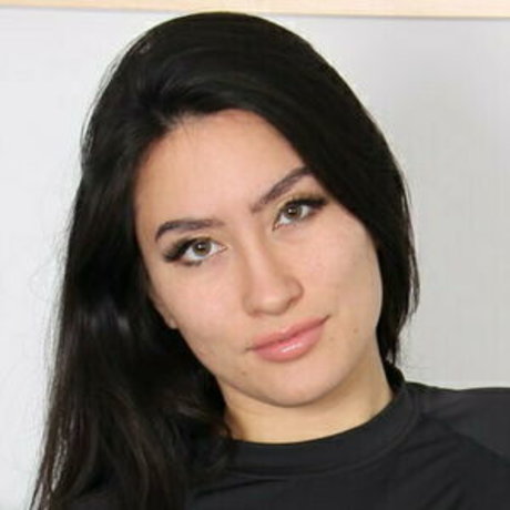 Kylie Kennedy exclusive star img