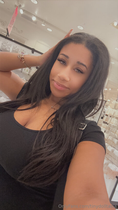 Tinydolltasia beautiful pornstar pictures