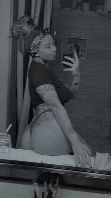 Trippylyd pornstar nudes photo